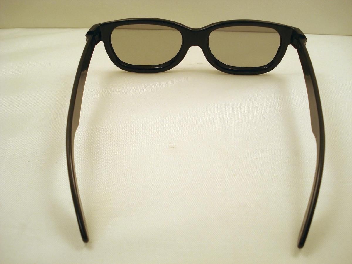 4 Pair Passive 3D Glass with Polarized Plastic Lenses for Vizio LG 3D glasses