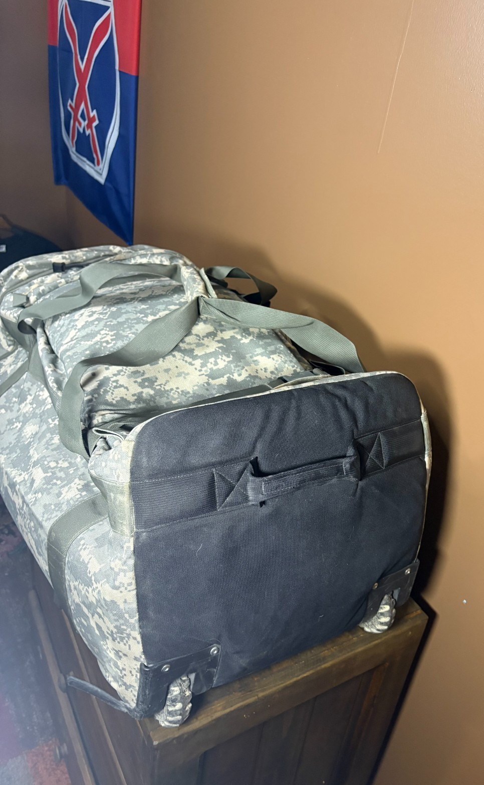 THIN AIR GEAR -DEFENDER Rolling Deployment Bag- VGC