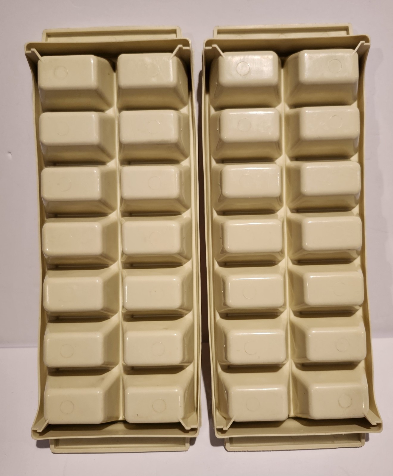 vintage general electric 1970's ice cube trays 2
