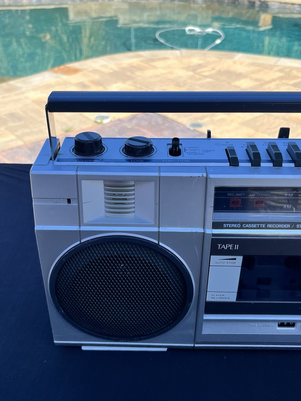 VINTAGE 1980’s Sanyo M-W1 AM/ FM Dual Band Stereo Cassette Radio Boombox Works