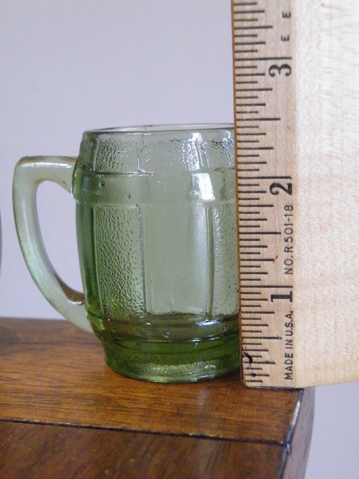 SET of 6 Vintage SHOT GLASS Mini MUGS Barrel Keg Whiskey GREEN & AMBER Free Ship