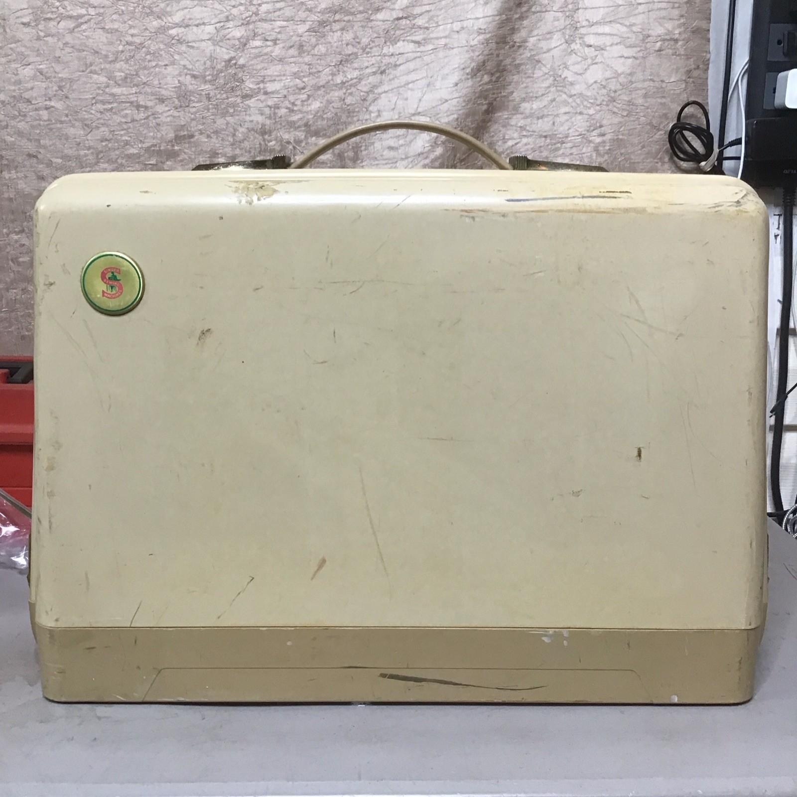 Vintage Singer 404A Sewing Machine With Case