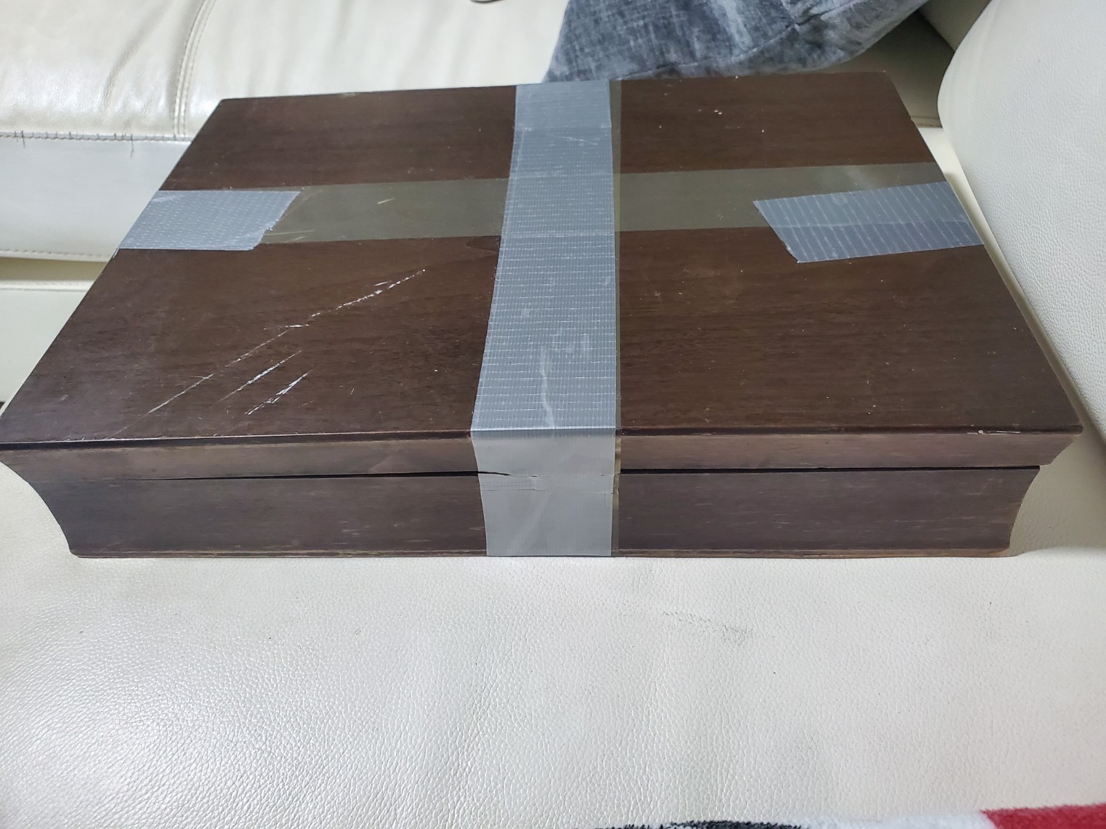 74 pc. Vintage Delco Rosewood Stainless Steel Silverware (Japan)