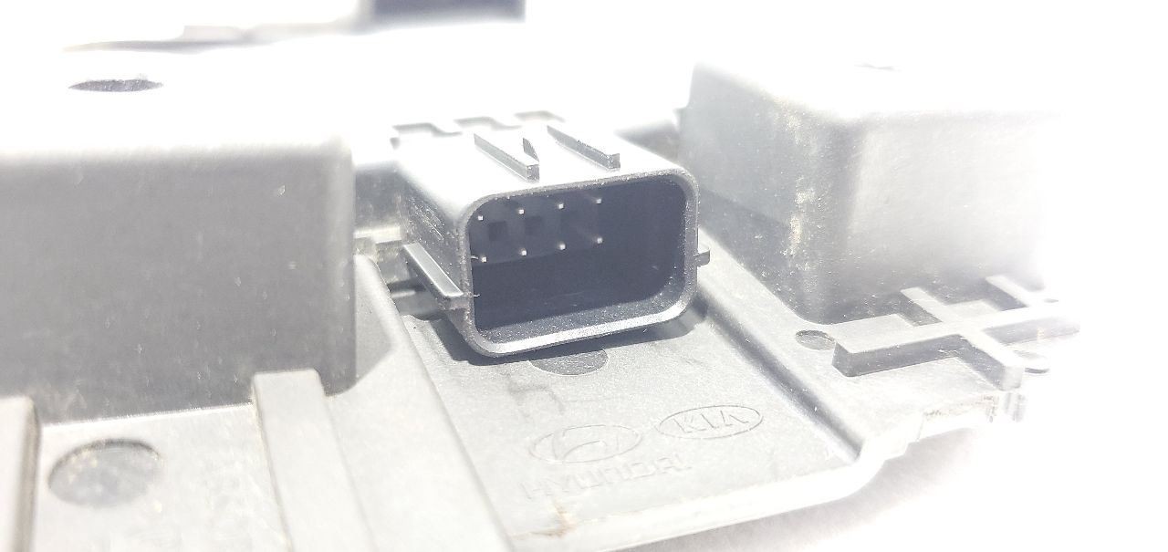 20 22 Kia Telluride OEM Left Rear Blind Spot Monitoring Radar Module 99140-s9000