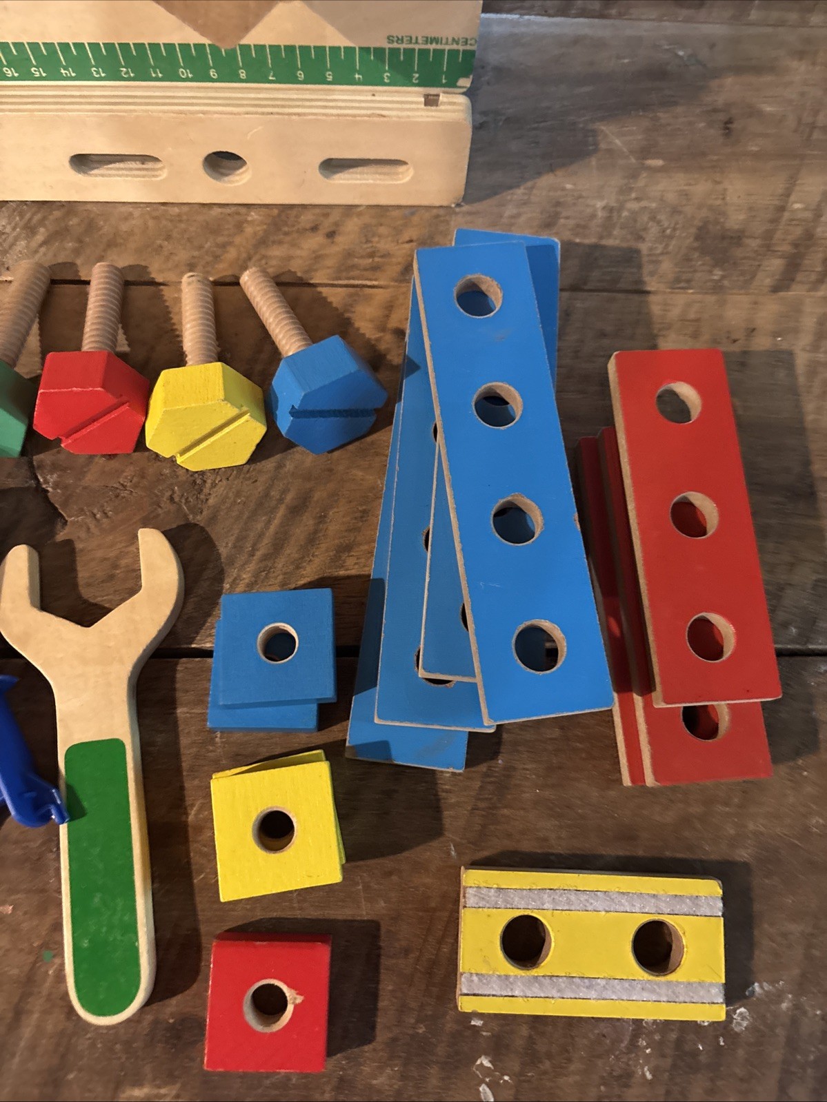 Melissa and Doug classic toy hammer & saw tool bench