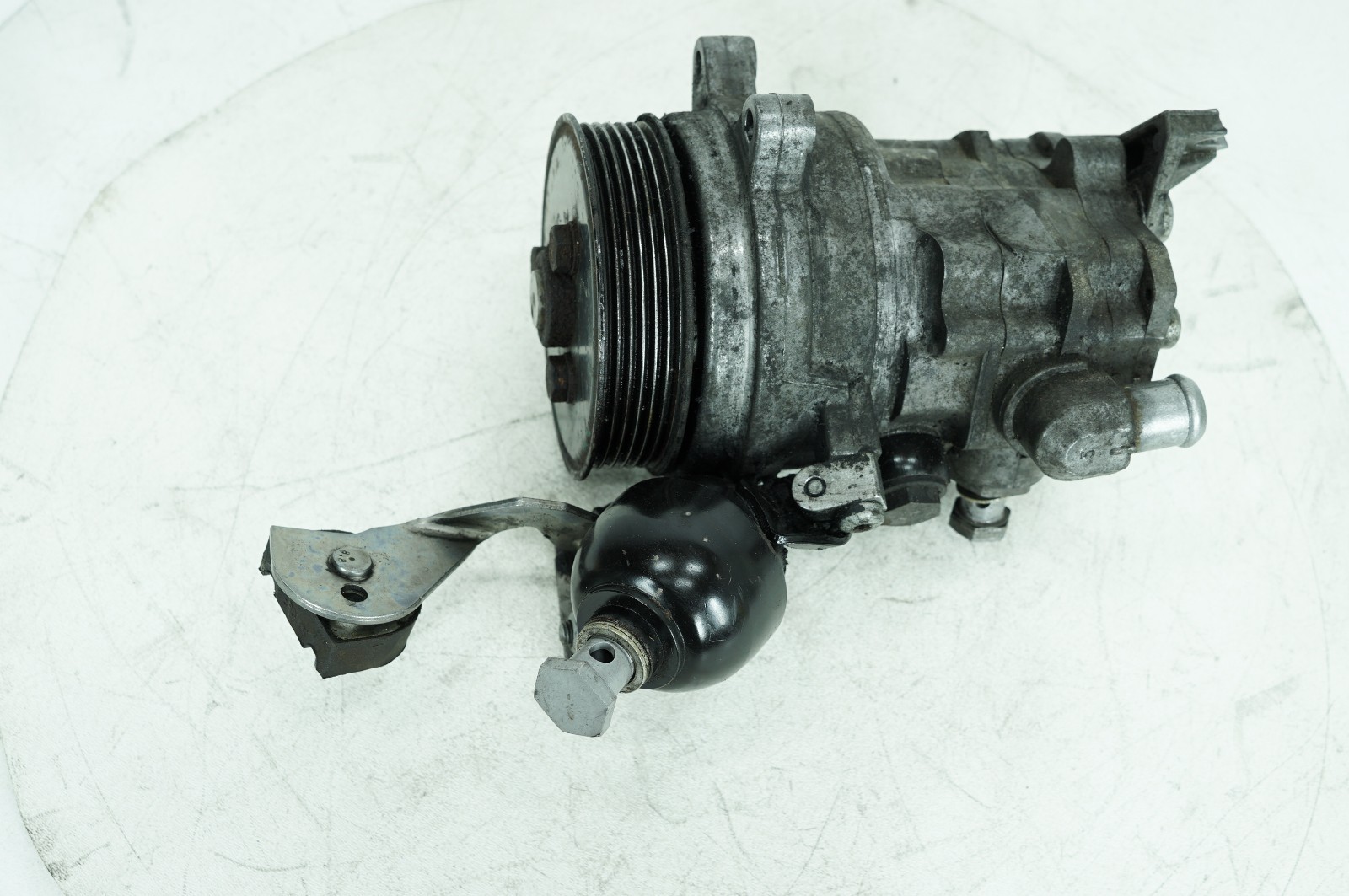 02-06 BMW 745LI 645CI 545I OEM 4.4L Dynamic Power Steering Control Pump 5078