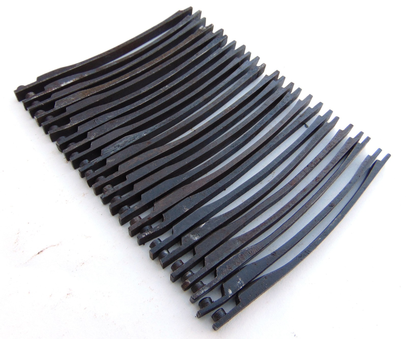 WW2 German 98 Mauser rifle stock Middle band Milled Spring Band. No serial.Orig.