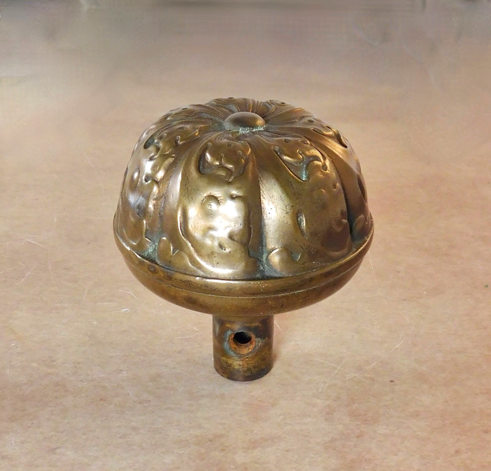 Antique Norwalk Heraldic 1900 brass bronze entrance door knob and plate E-14900