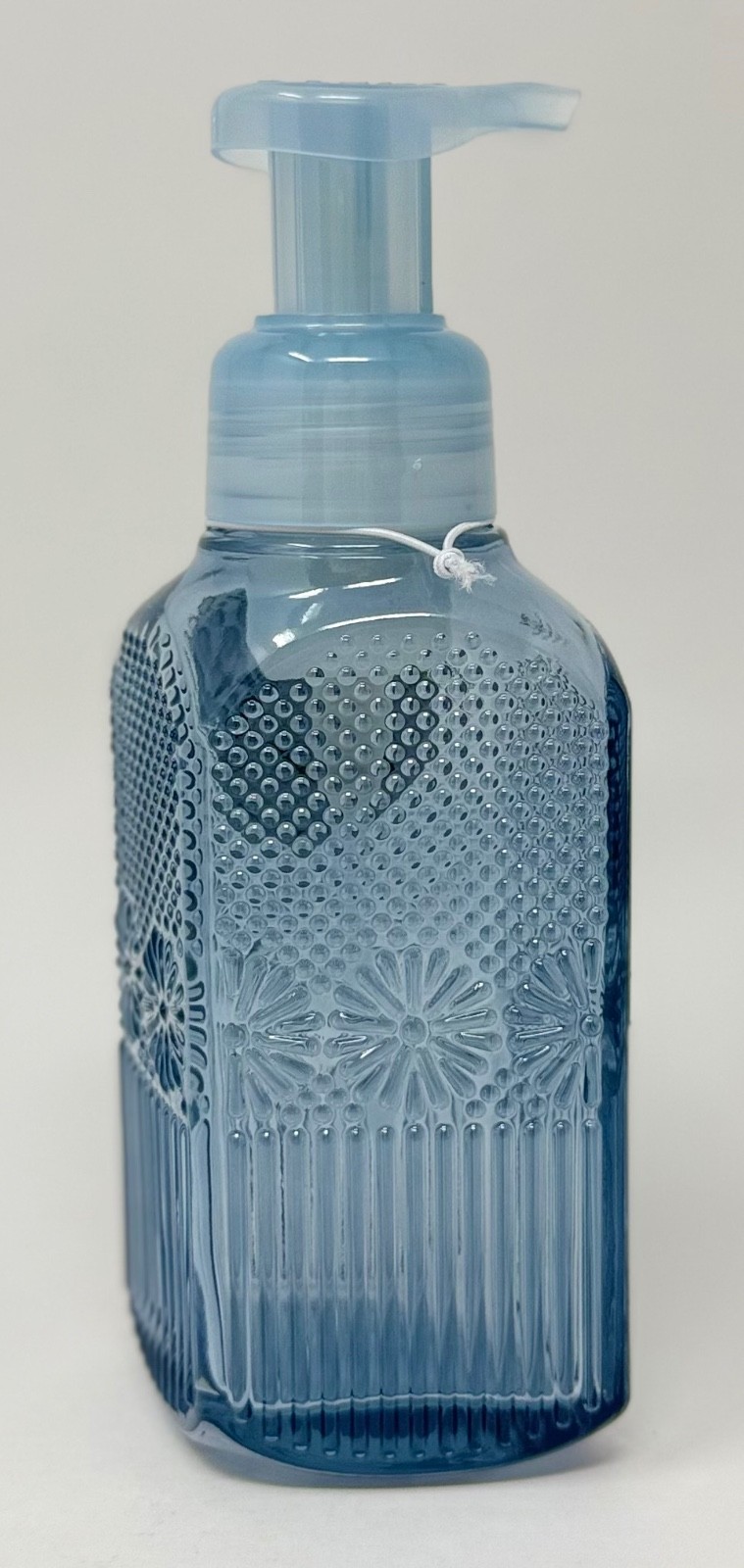 NEW BATH & BODY WORKS BLUE FLORAL GLASS FOAMING HAND SOAP DISPENSER HOLDER PUMP