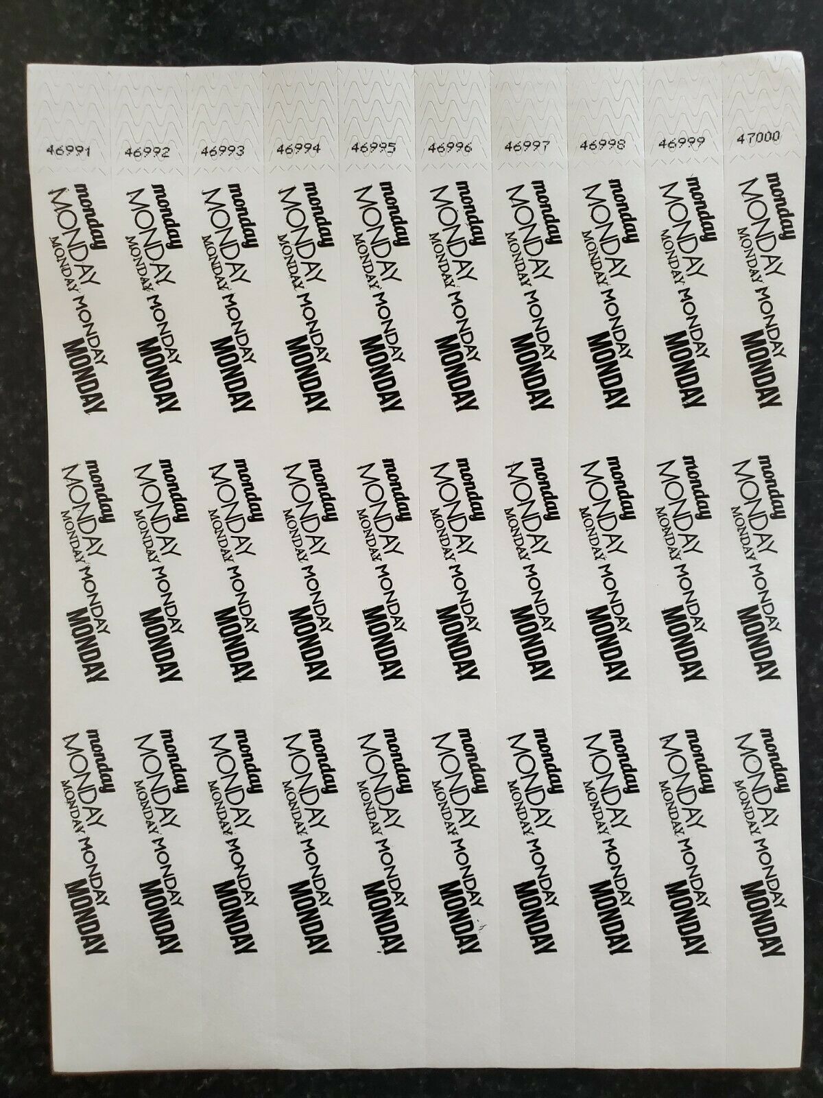 100 Monday-Sunday 3/4" Tyvek Wristbands