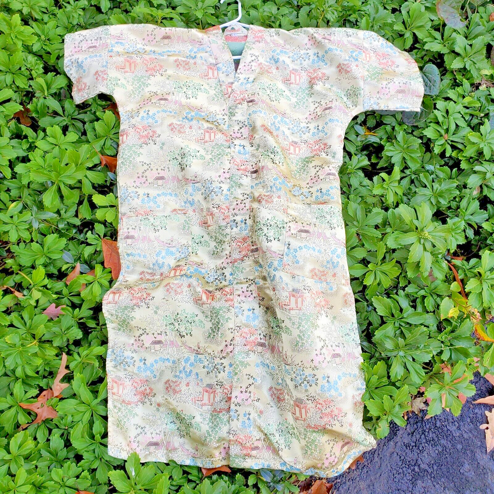 Greater Shanghai Hi-Low Kimono House Dress Vintage V-Neck Gold Brocade Size L