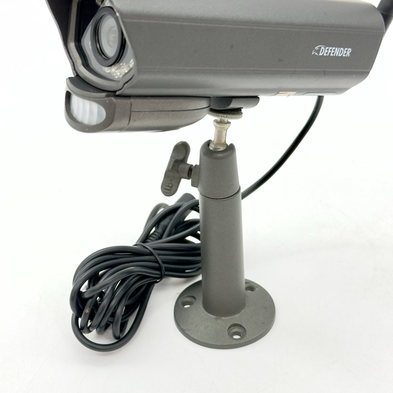 Defender Phoenix M2C Wireless Security Camera TESTED w/Mount & AC Adapter VGC