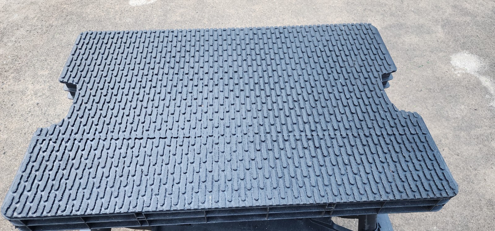 Keter Folding Work Table Mat