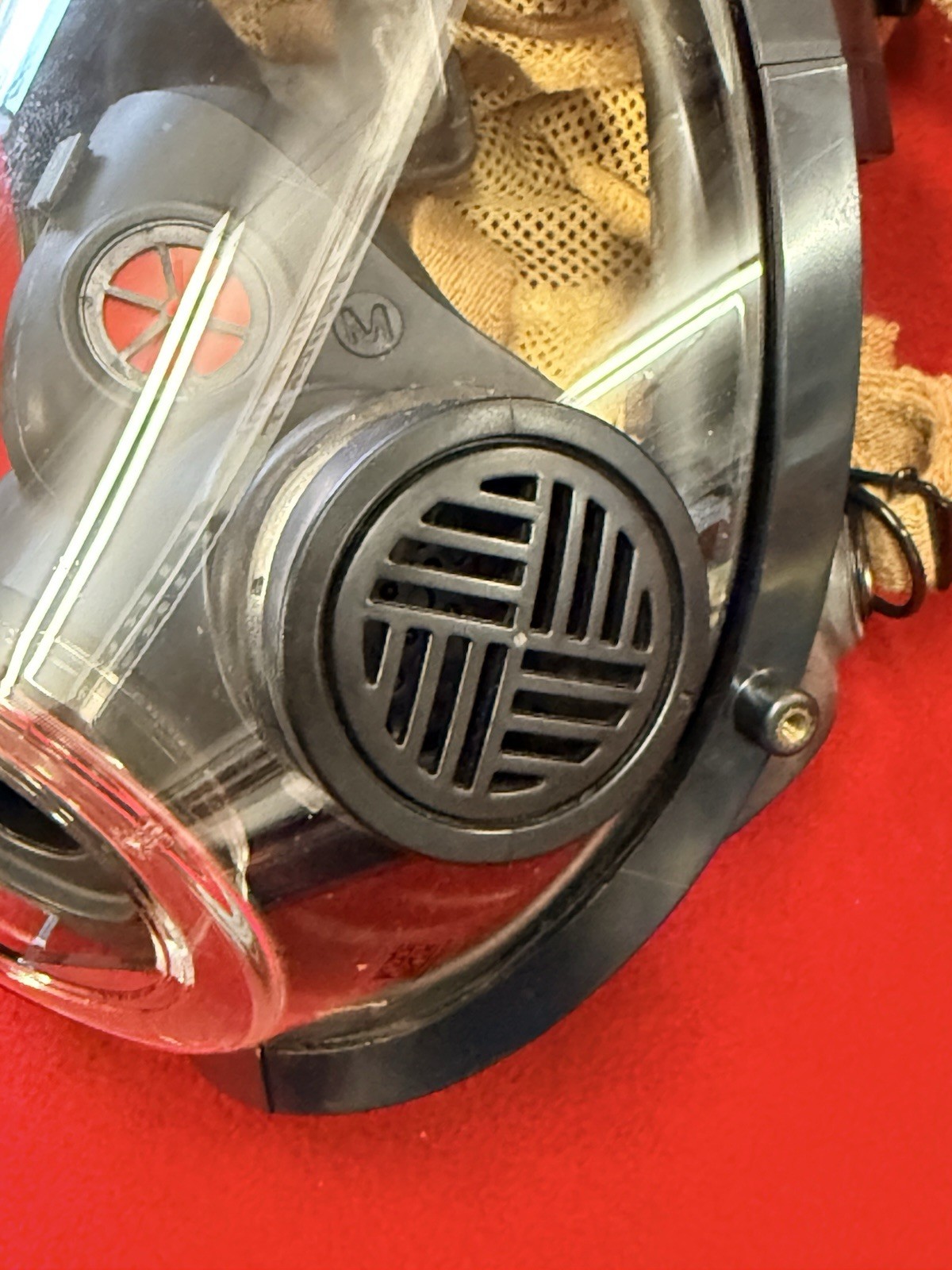 Scott AV-3000 HT -Mask w/ Voice Amp Adapter - Firefighter MASK Size - MEDIUM