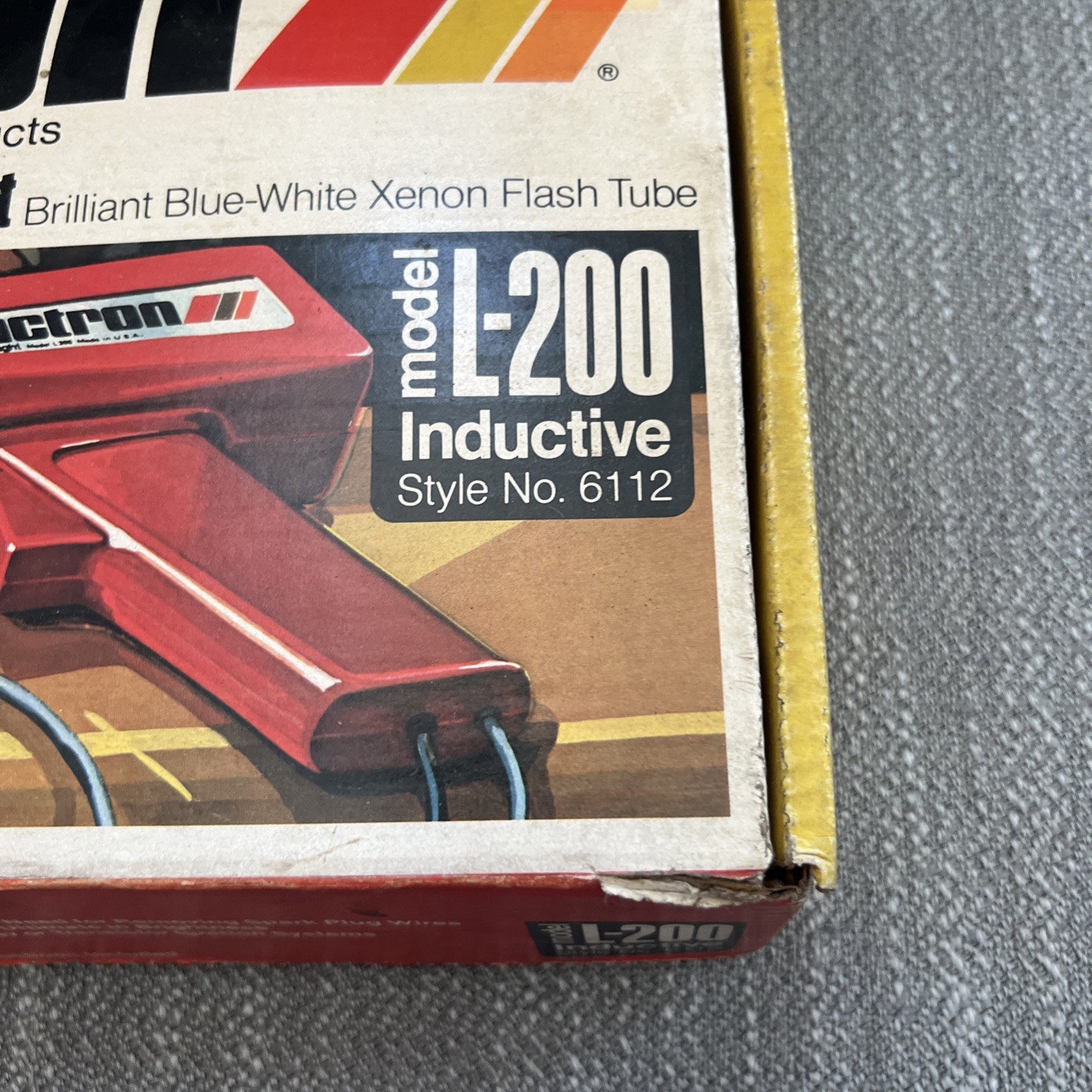 Vintage Actron L-200 Clamp-On Timing Light D.C. Style 6112