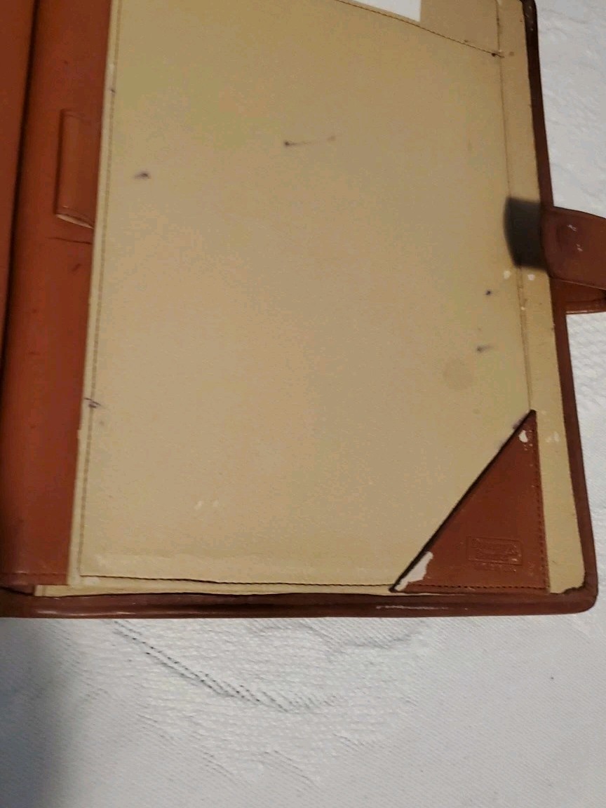 Dooney & Bourke Leather planner Organizer Folio Green/Brown, 8.5" X 9.5"