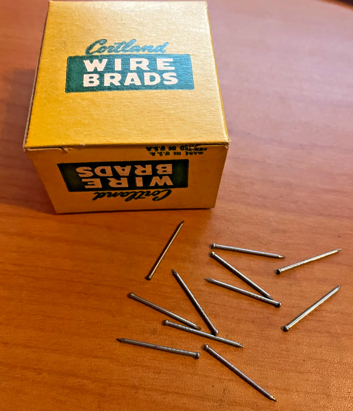 Vintage 7/8 #19 Cortland Wire Nails.  Wickwire Brothers Inc.  1/2 lb  Unused