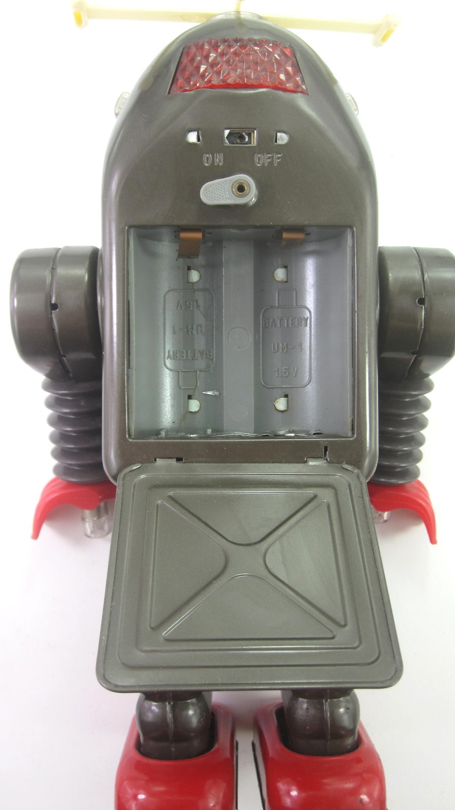 Vintage THUNDER ROBOT 11.5" Tin Reproduction Robot For Display - Schylling Brown