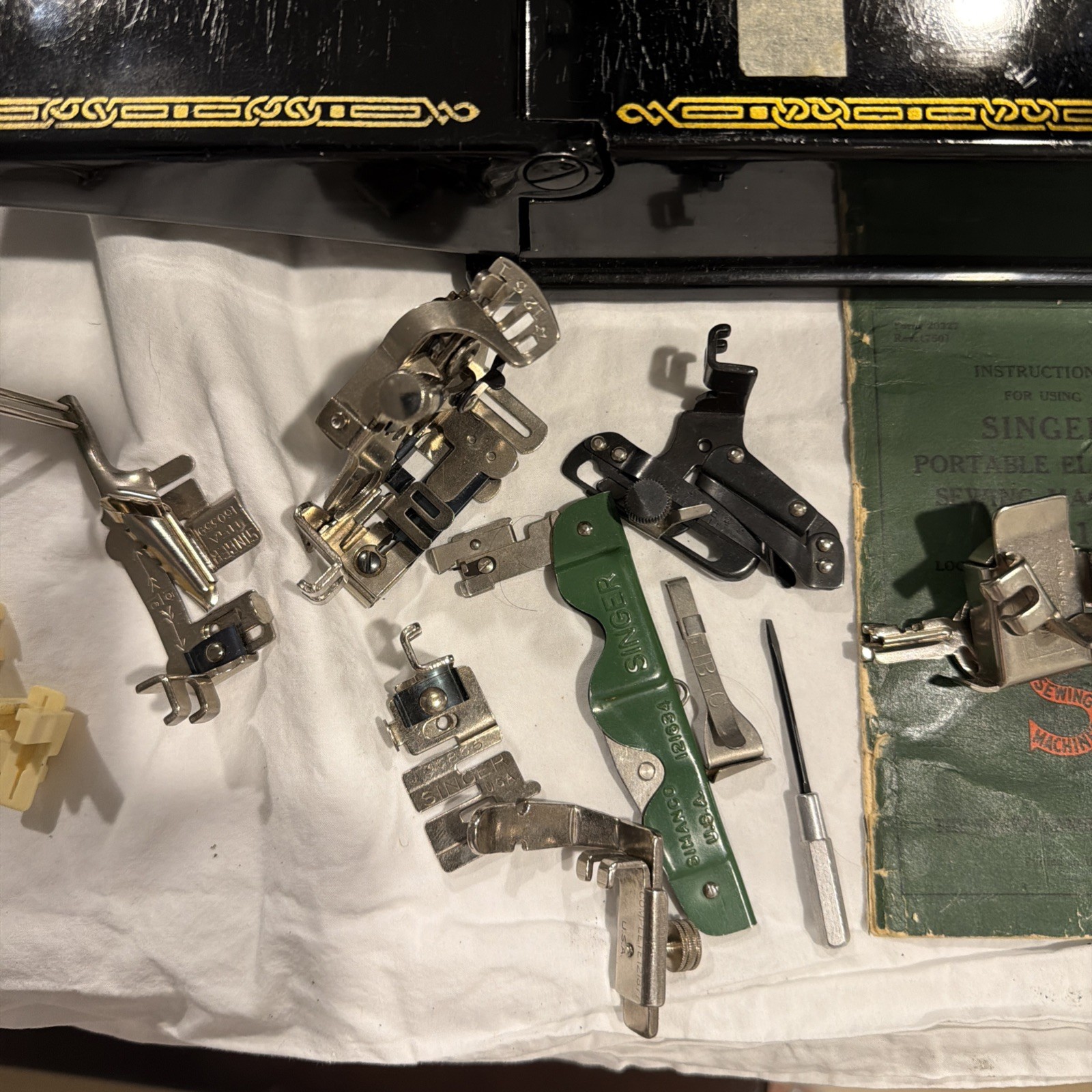 Vintage Singer Featherweight 221-1 Sewing Machine w/ Case, Pedal & Accessories