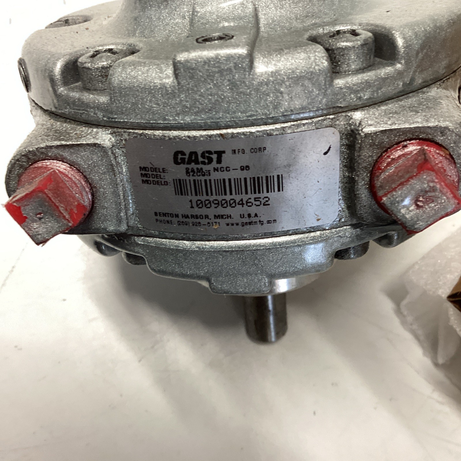 Gast Air Motor 2AM-NCC-96 V-822S
