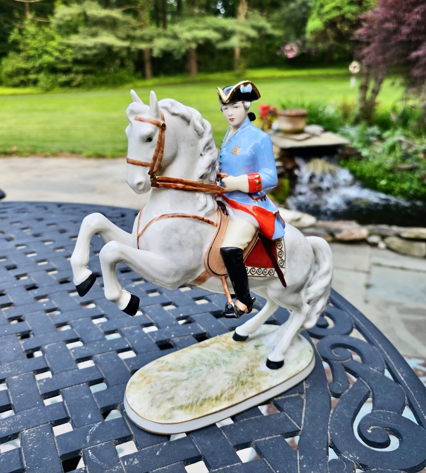 VINTAGE CAPODIMONTE PREUSS DRAGONER 1745 OFFICER ON REARING HORSE