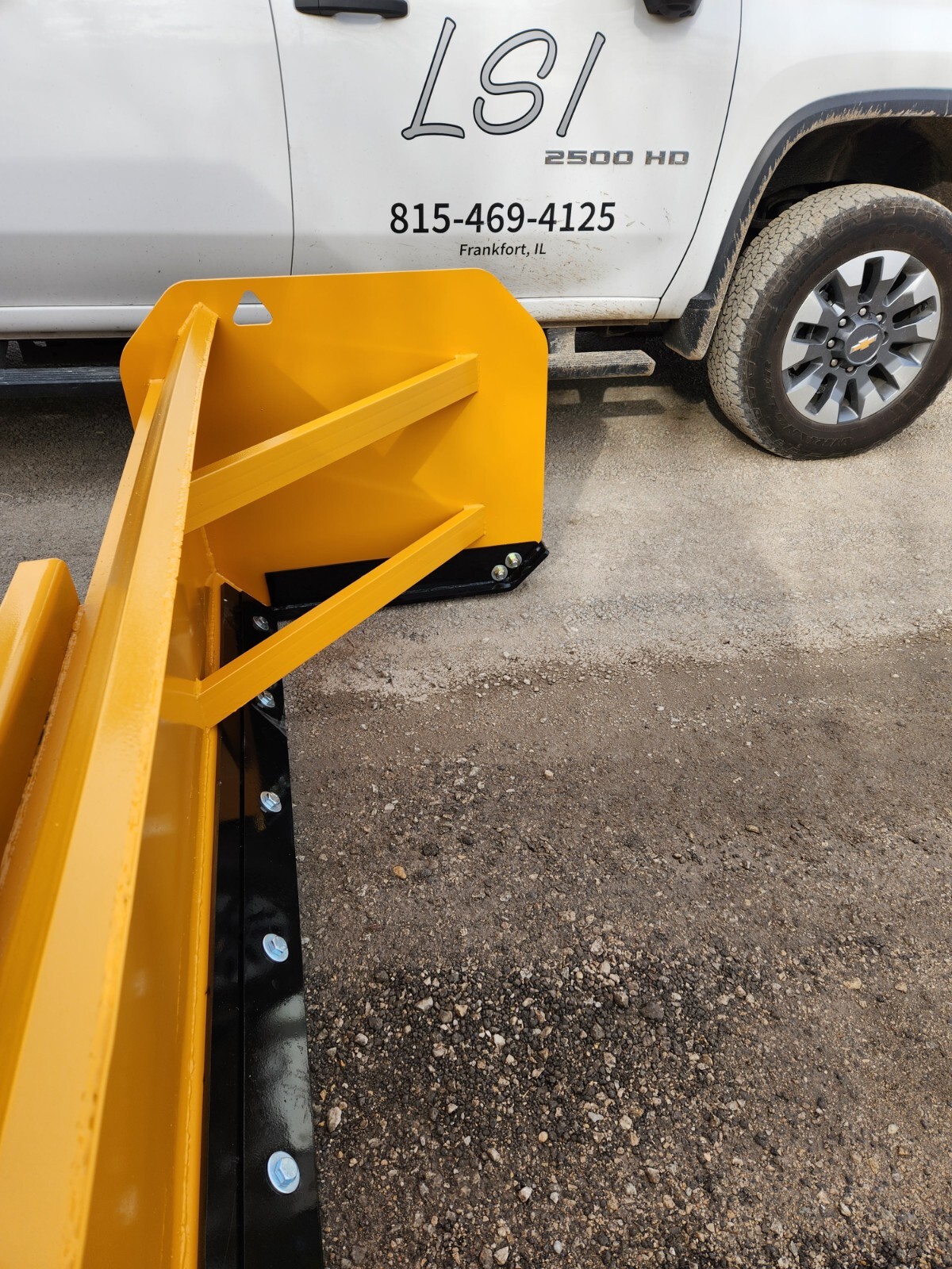 Snow Pusher Box Skid steer Plow Box CAT Case FREIGHT $200 fee distance upgrade