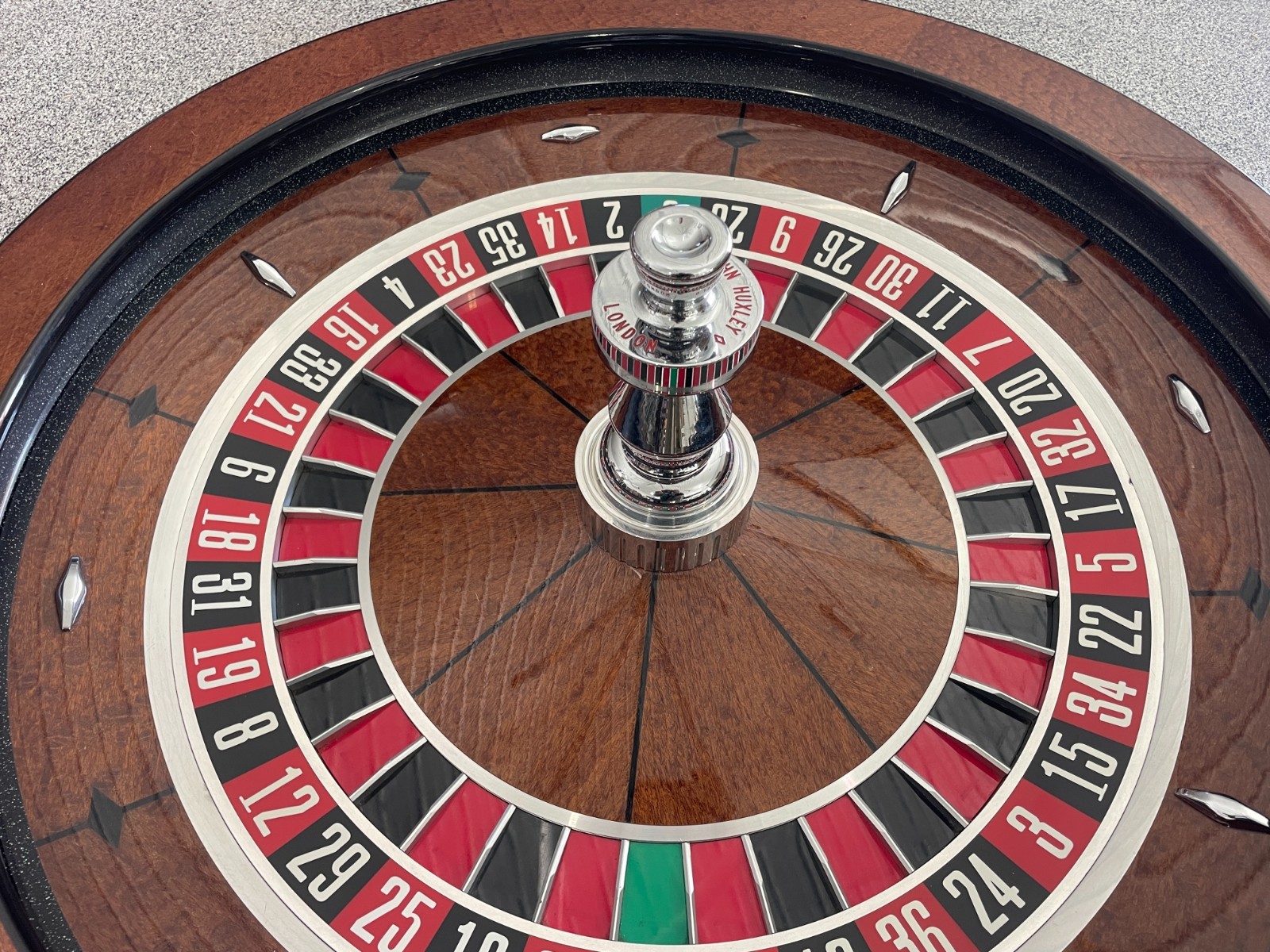 Roulette Wheel 32" TCS John Huxley (shipping by freight) FREE #16025