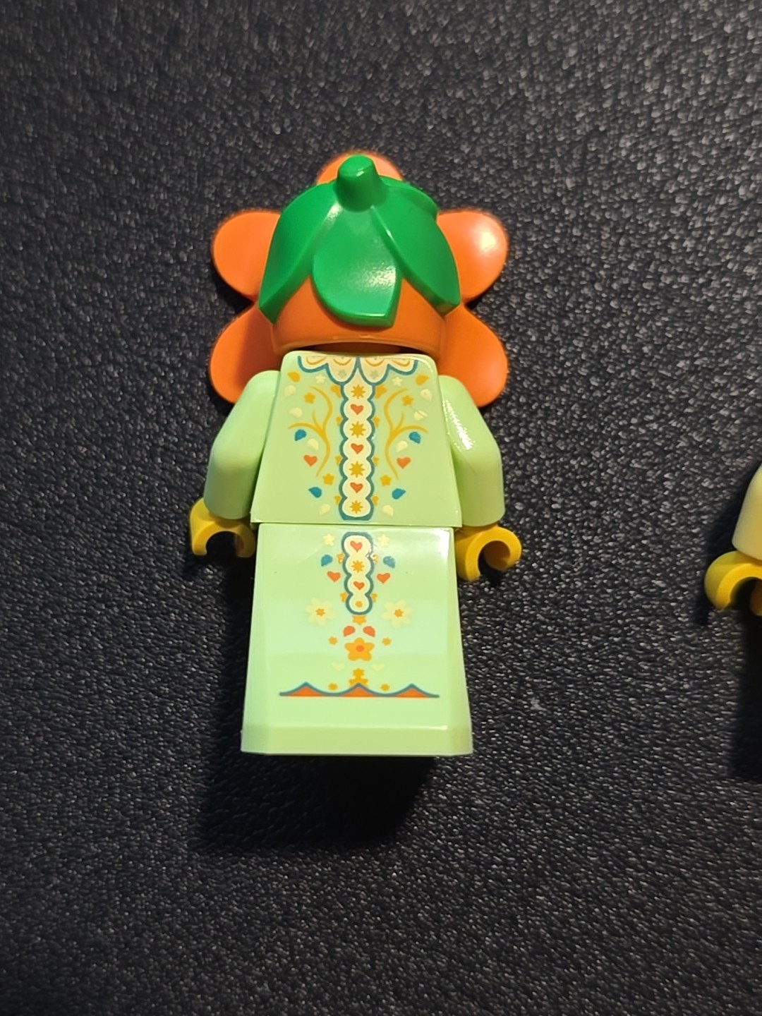 LEGO BAM Build a Minifigure spring march 2026 all 3 chicken flower mushroom New