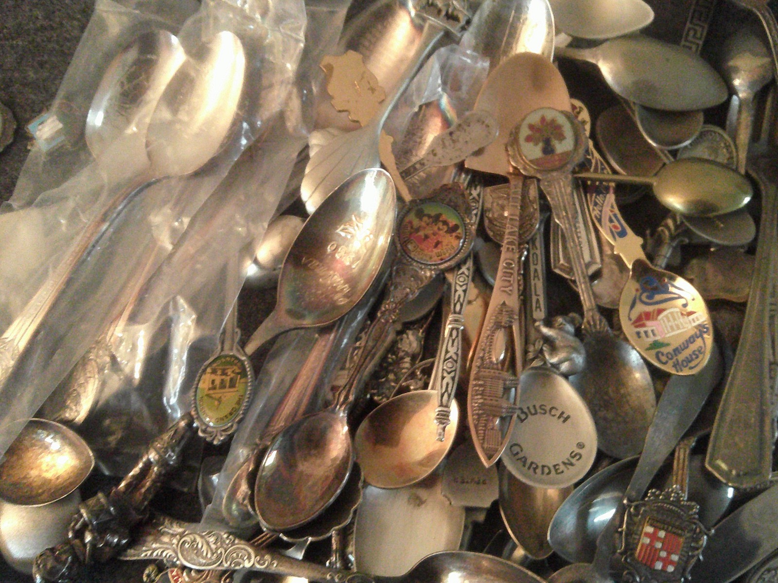Mixed Lot Vintage Antique Souvenir Spoons -Silverplate, Pewter, Etc.- 85 pieces