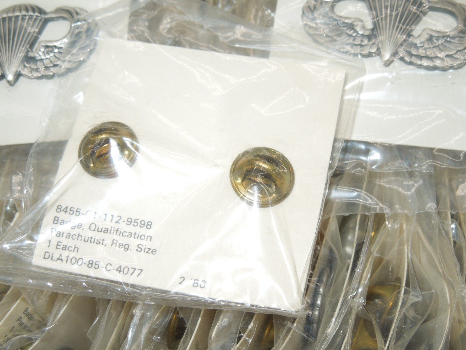 ONE (1) Modern US Army Parachutist Airborne Wings Pin in Package 1986