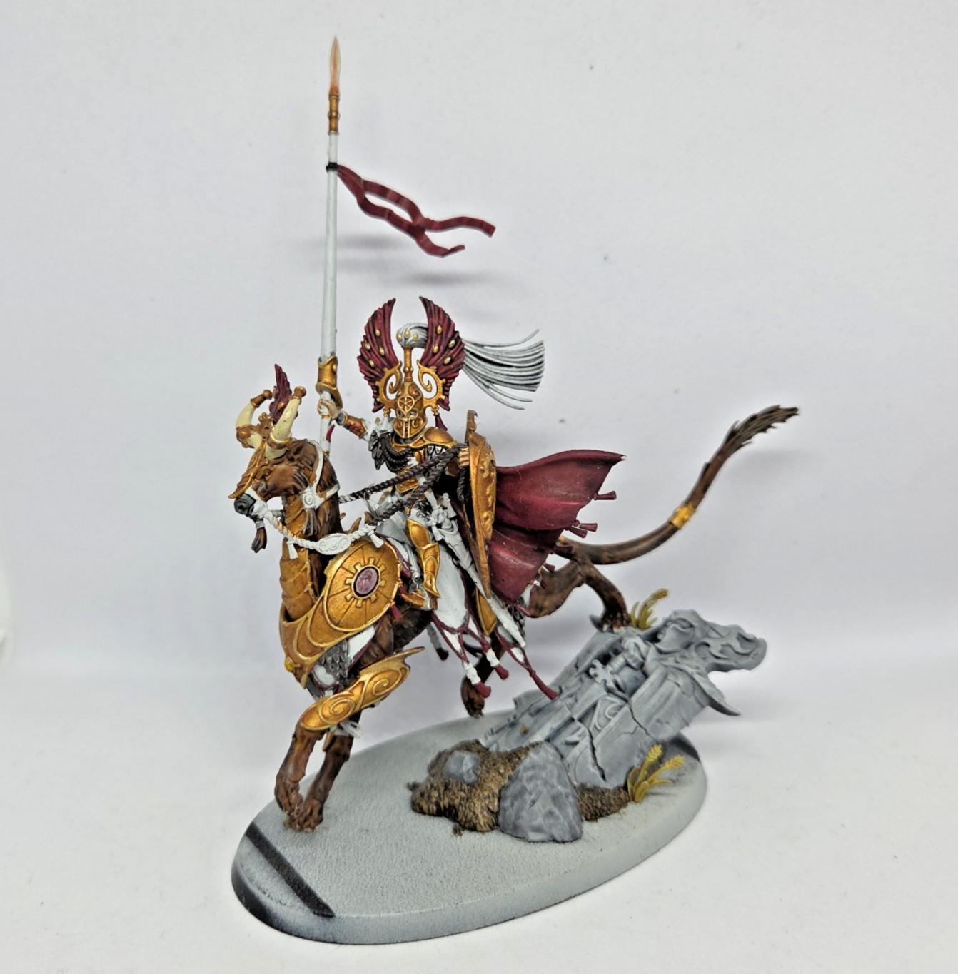 Warhammer AoS: Lumineth Realm Lords - Lyrior Uthralle, Warden of Ymetrica