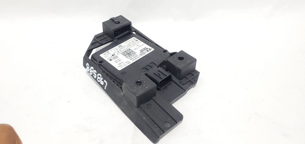 20 22 Kia Telluride OEM Left Rear Blind Spot Monitoring Radar Module 99140-s9000