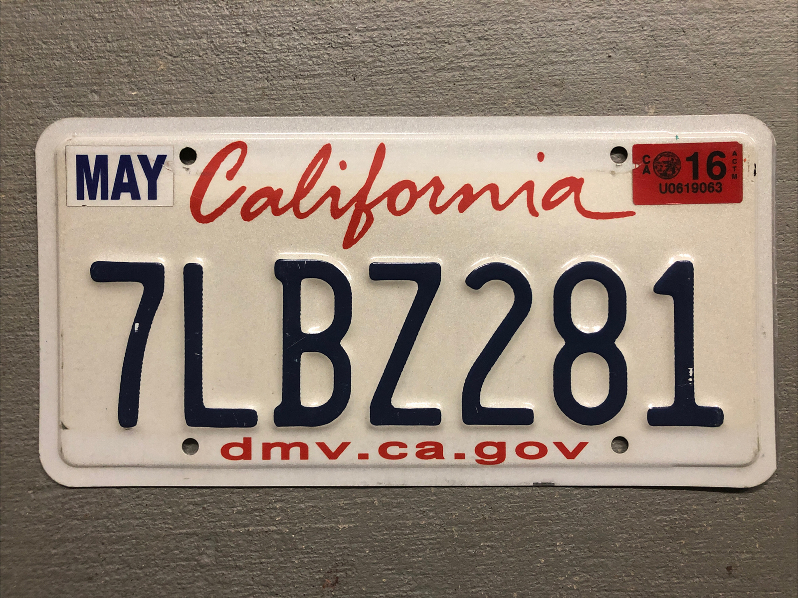 CALIFORNIA LICENSE PLATE LIPSTICK 💄 STYLE RANDOM LETTERS/NUMBERS ON SALE!!! 😎
