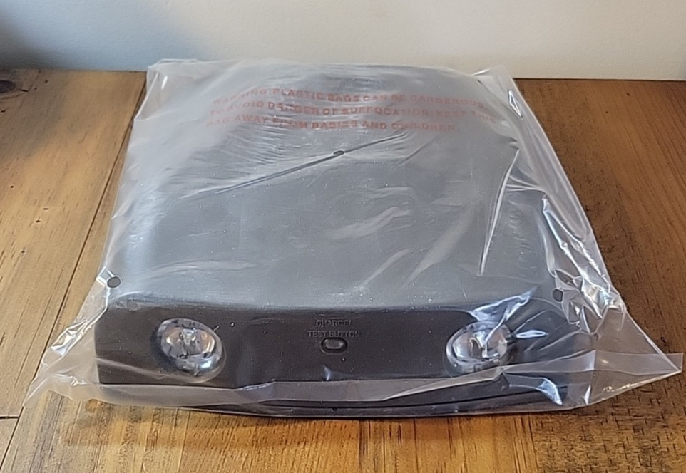 Eaton Sure-Lites SELW25BZ SELW LED Indoor/Outdoor Emergency Light - Bronze - NEW