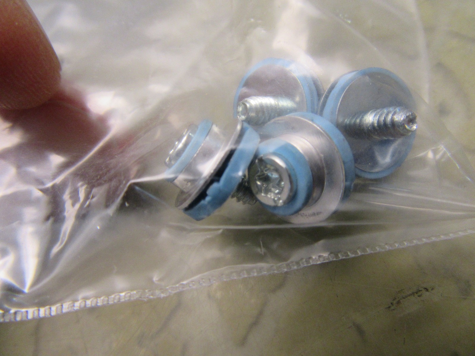 4x 511945-001 hard drive isolation grommets light blue [4*O-7]