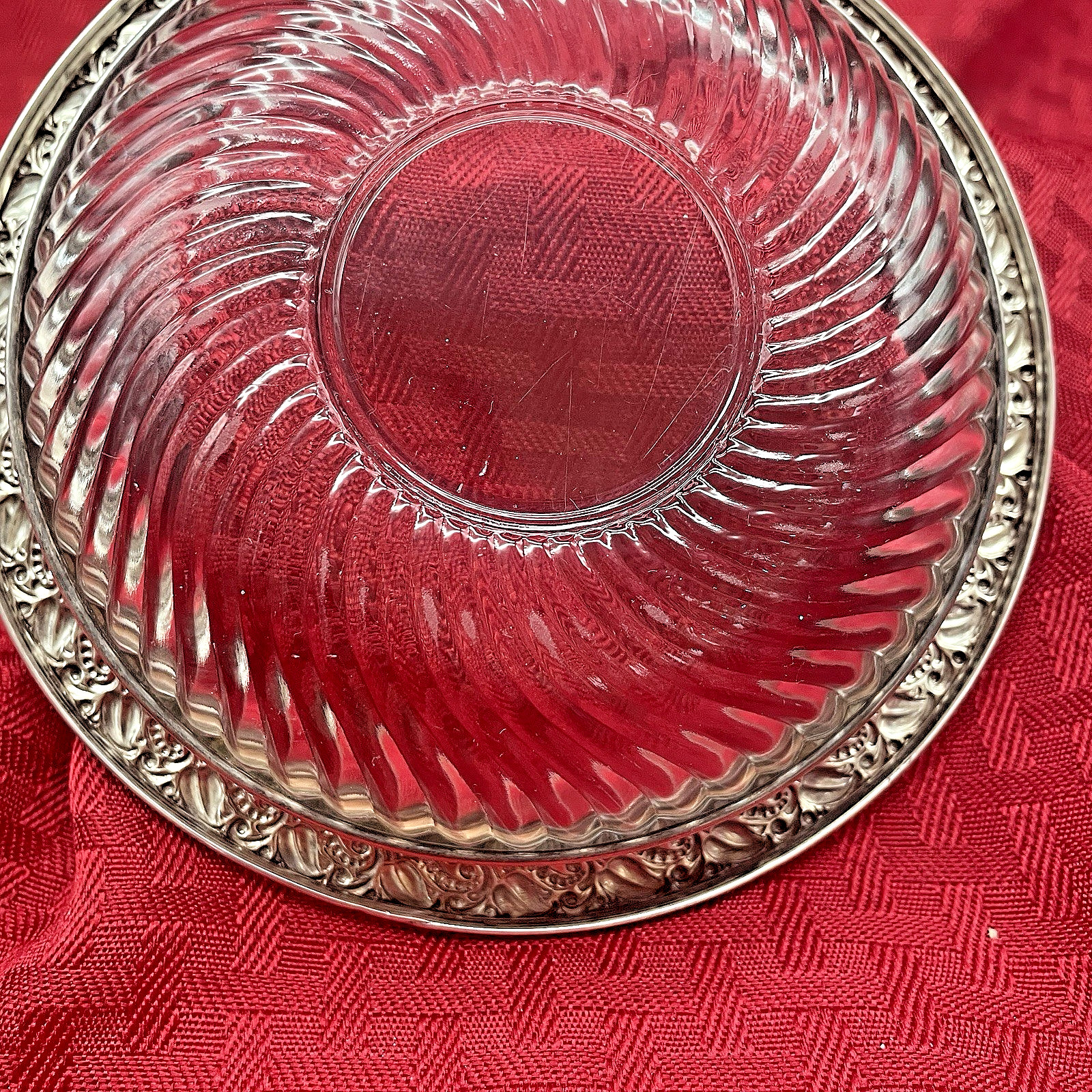 Vintage Webster Sterling Silver Glass W/Leaf Pattern Bowl 6"