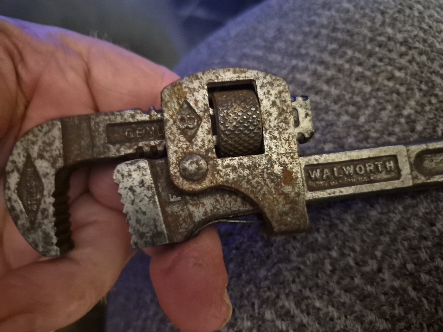 VINTAGE GENUINE 8" WALL WORTH STILLISON MONKEY PIPE WRENCH. MADE IN USA .