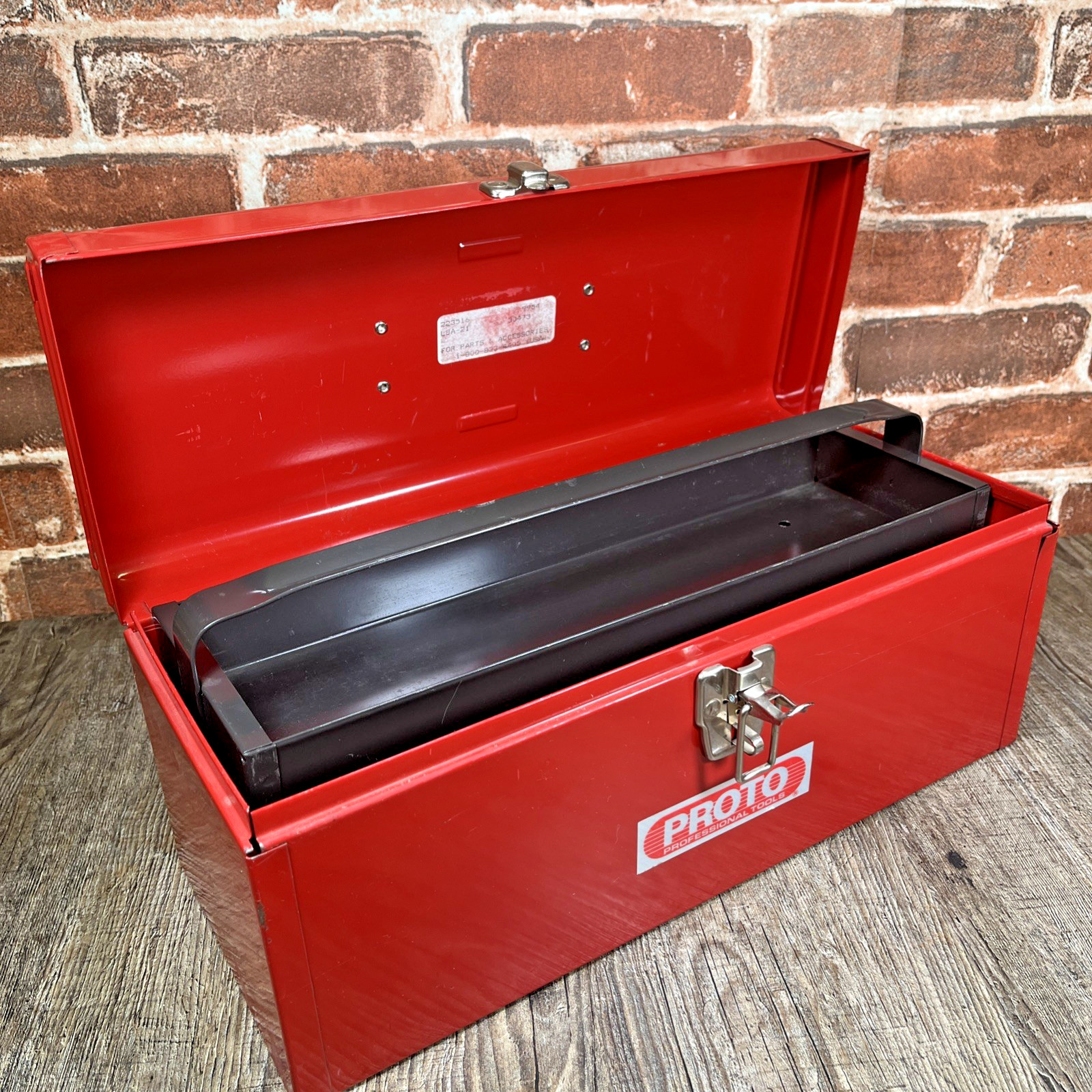 Proto metal tool box vintage Red 15 in Lockable With Tray Top Handle Clean Good