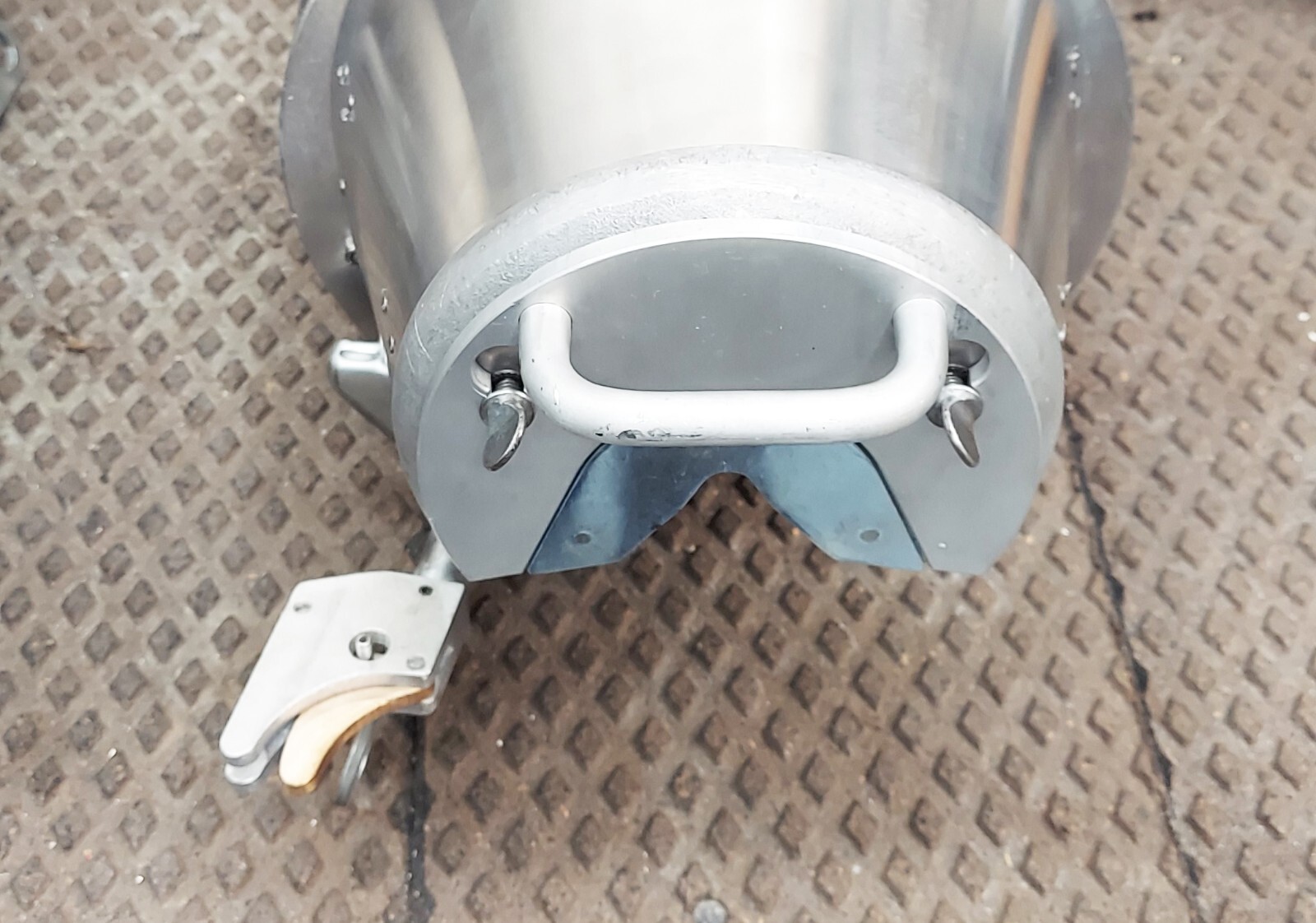 Cable Lasher Handle J2B.