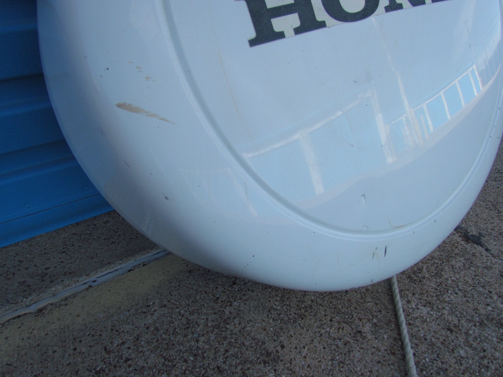 2005 - 2006 Honda CRV Hard Spare Tire Cover 75590-S9A-J110 White