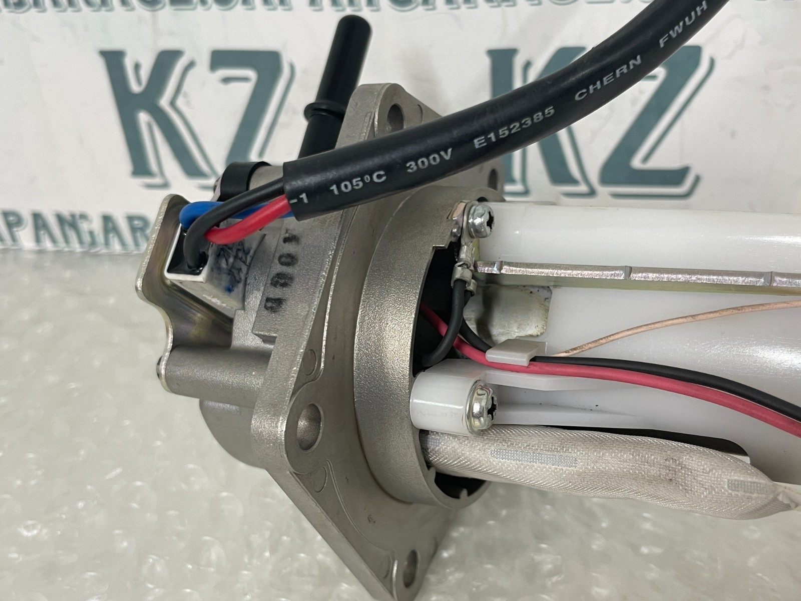 KAWASAKI GENUINE FUEL PUMP NEW 49040-0026 VERSYS 650 NINJA 650R 2006 - 2014 USED