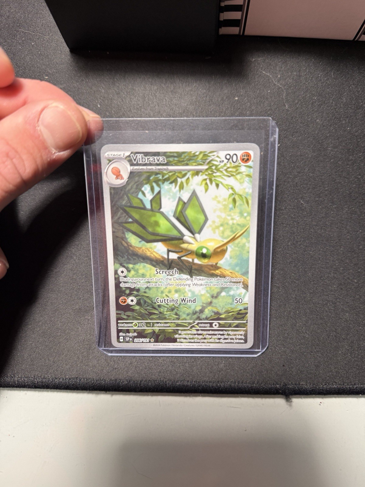 Pokemon TCG 4 - Pack Mystery Box (4 Booster Packs & 4 Mystery Packs)