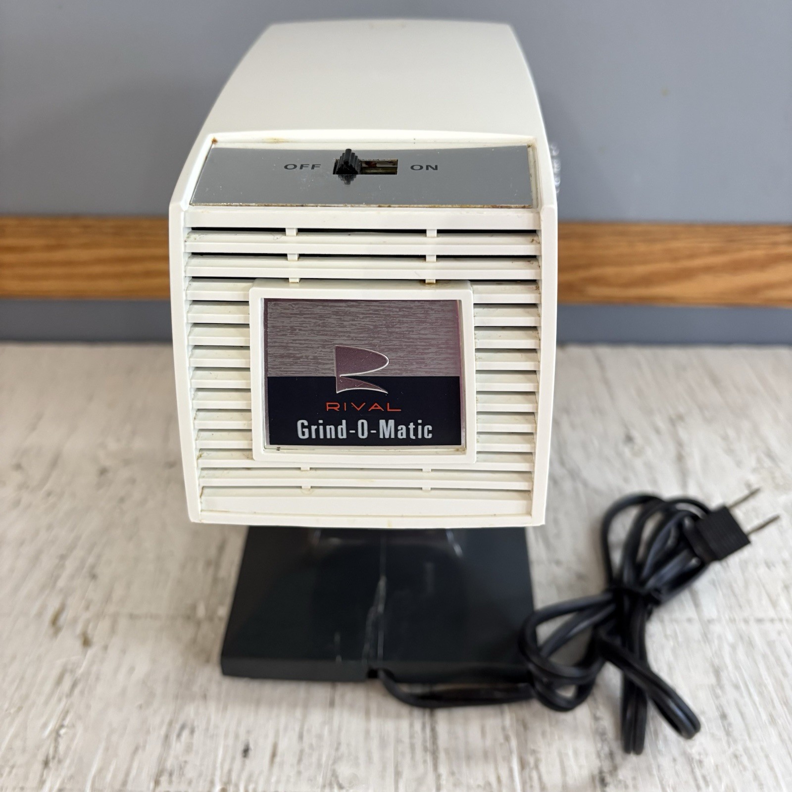 Vintage Rival Grind-O-Matic Electric Meat Grinder Chopper Model 2700 Complete