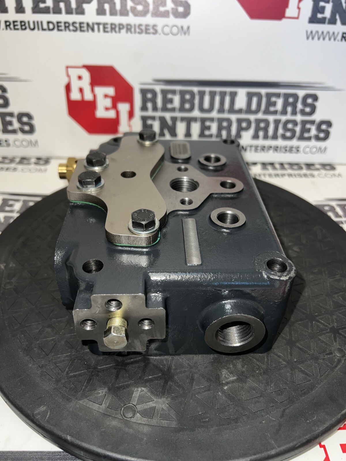 Bendix TF550-750 107082 Air Compressor Cylinder Head NEW Complete 107516