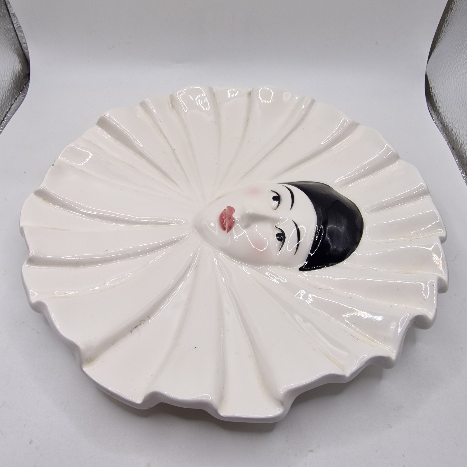 Vintage Tastesetter Sigma Pierrot Clown Face Plates Pair 80s Japan Mime Art Deco