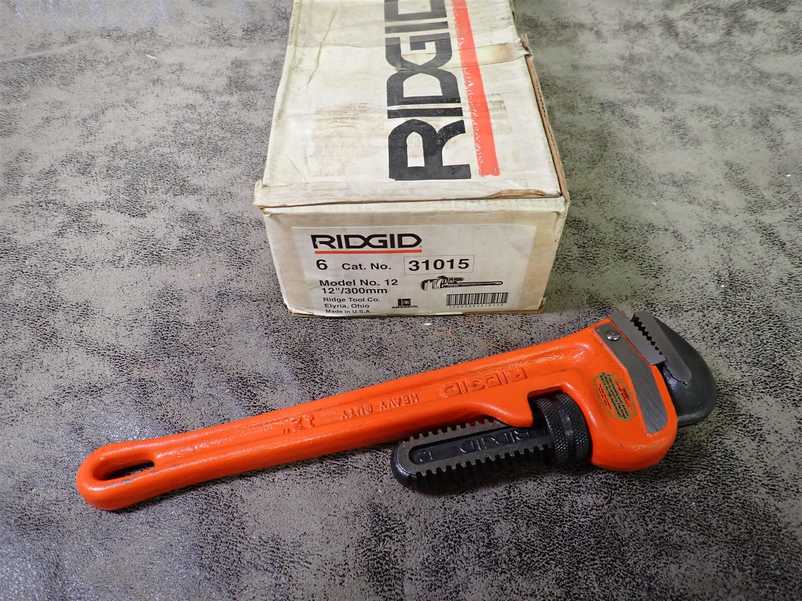Ridgid 31015 Heavy Duty 12" Straight Pipe Wrench (O17)
