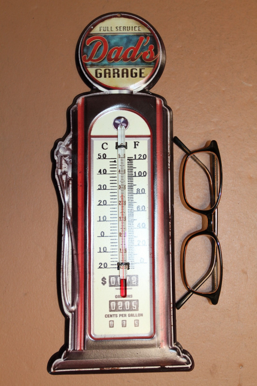 1-DAD'S GARAGE, Indoor And Outdoor Thermometer,Vintage Look Gas Pump, DG-016T