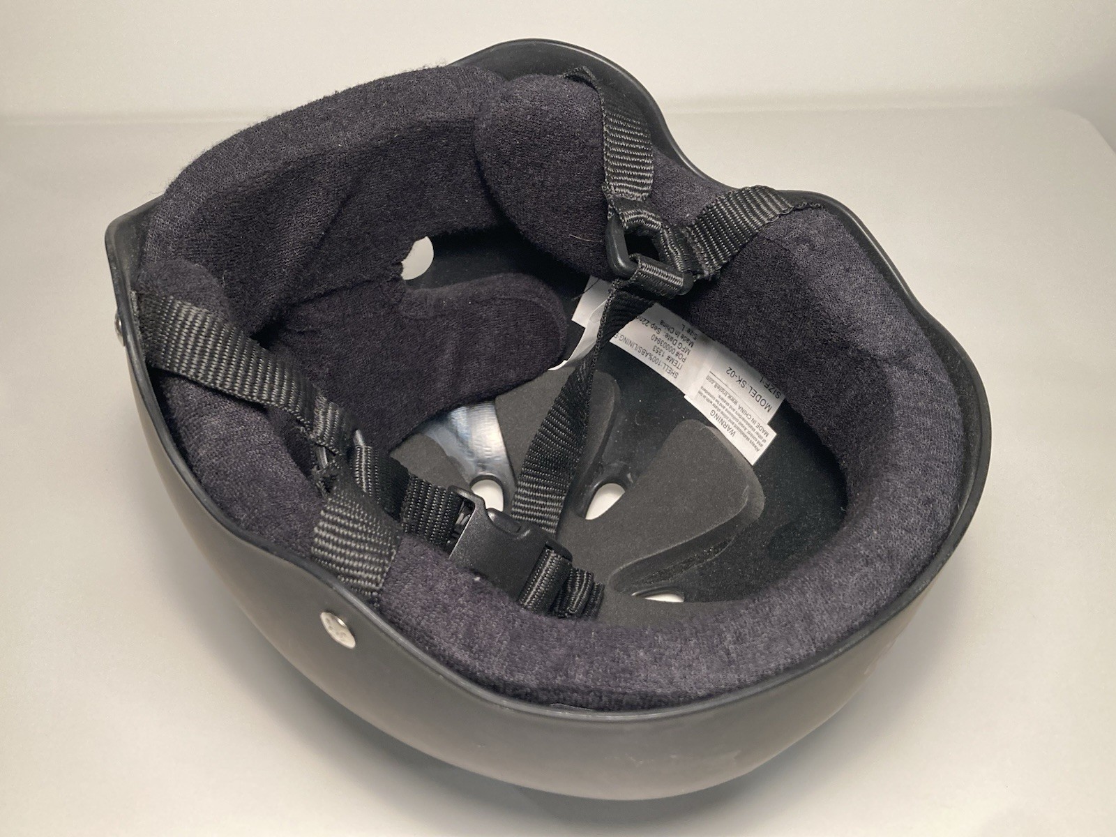 Size Large TRIPLE EIGHT 8 Skateboard HELMET UNISEX BLACK MATTE Rubberized SK-02