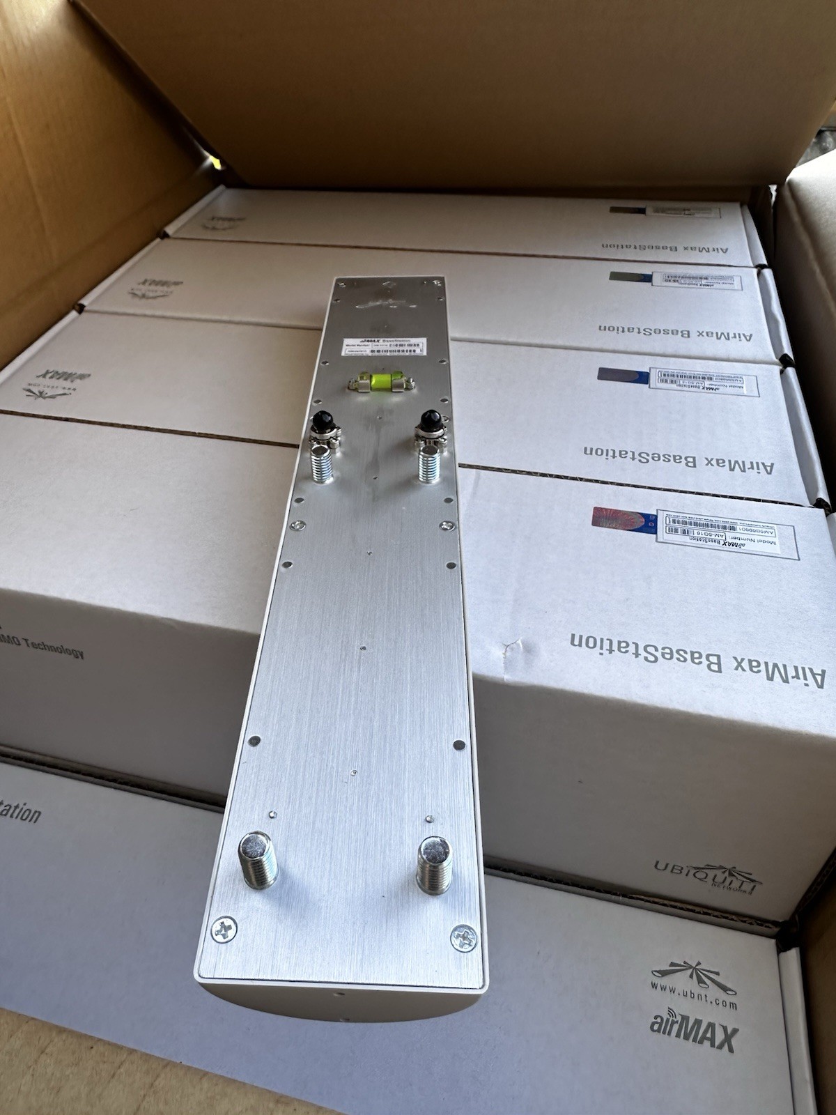 Ubiquiti Networks AM-5G16-120 airMAX BaseStation Antenna 16 dBi Gain