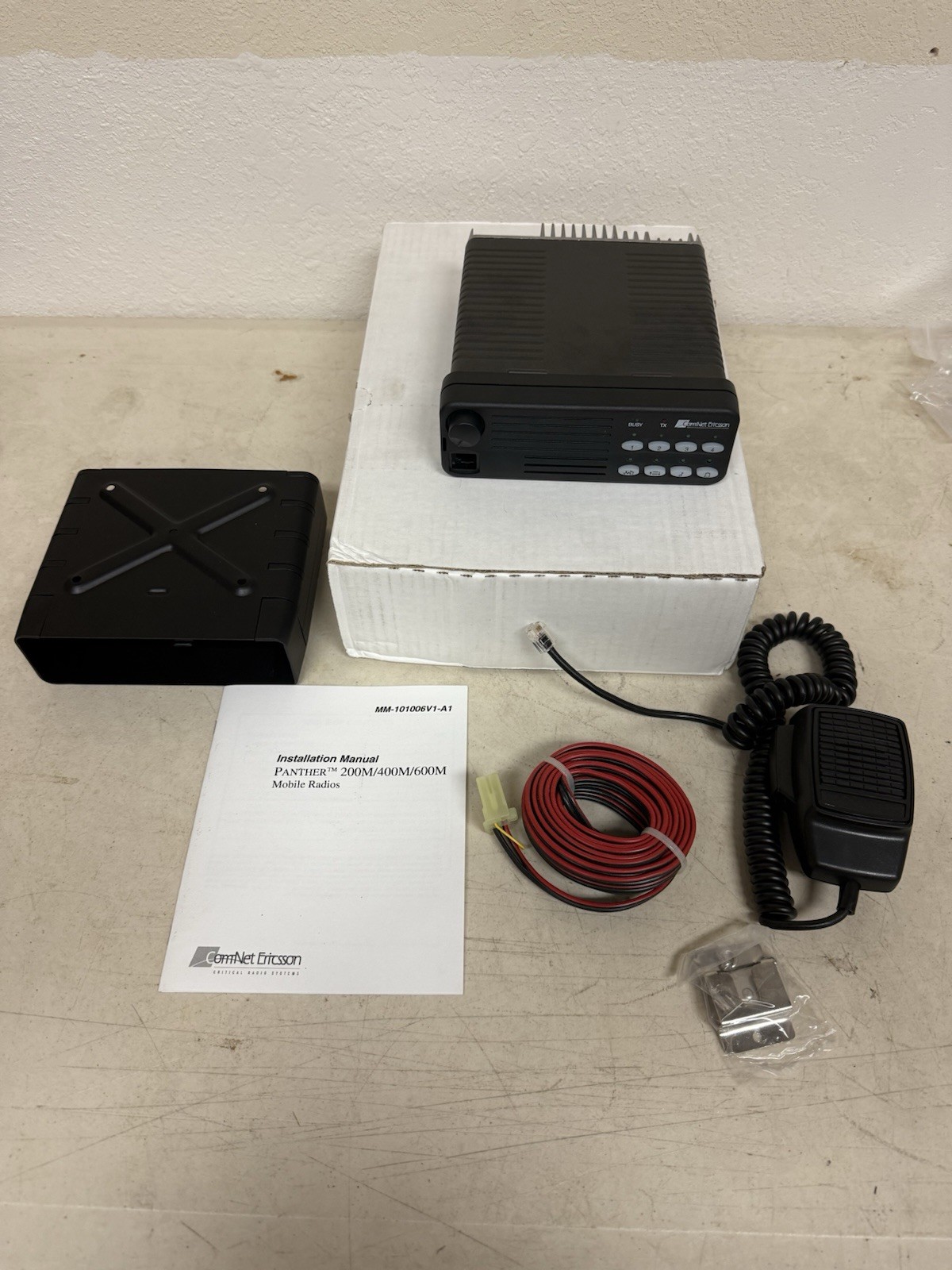 Tait ComNet Ericsson Panther 200M 136-170 MHz NOS 25 Watt Mobile w/ Microphone